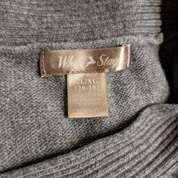 White Stag sweater - Picture 4 of 4